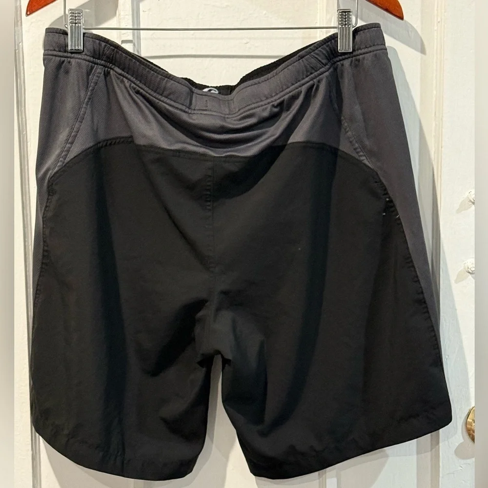 The North Face Gray and Black Men's Shorts